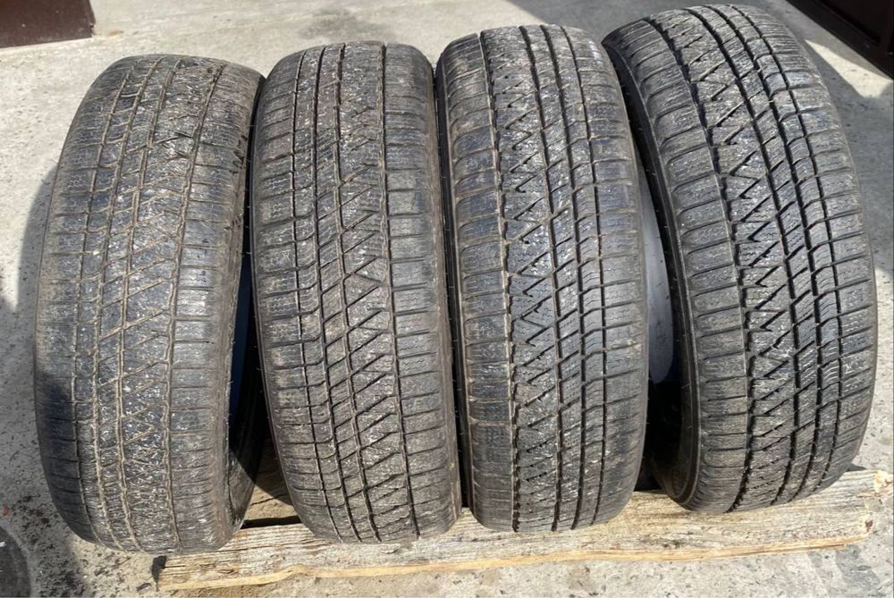 Резина Kumho WinterCraft 225/65R18 104H