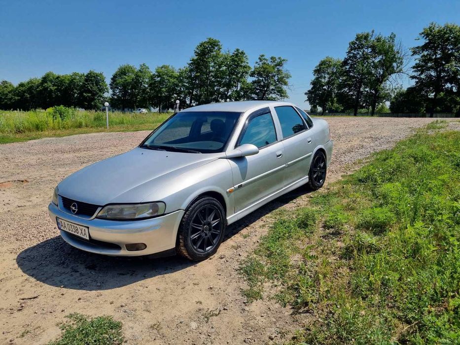 Опель вектра б..
