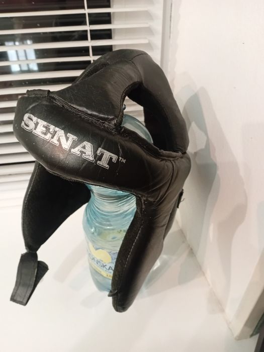 Защитный шлём для тренировок.