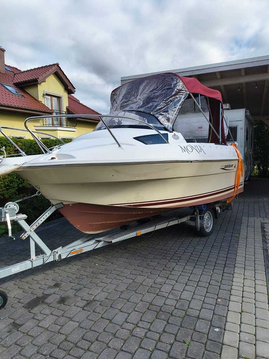 Łódka motorową z przyczepą 2010 rok