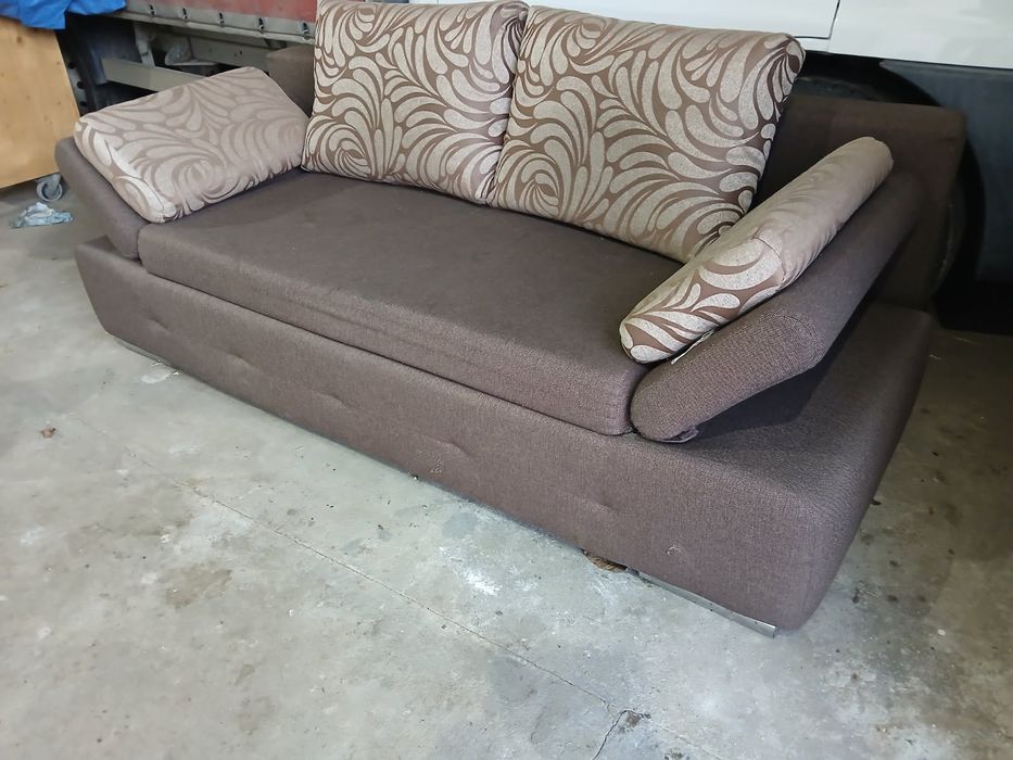 Sprzedam kanapę i fotel