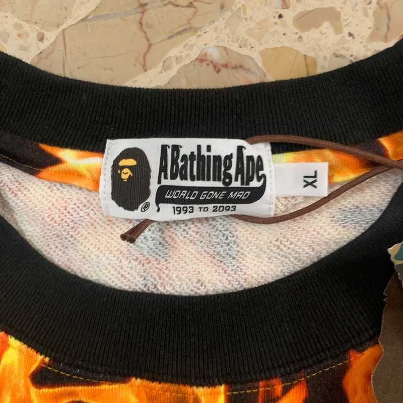 BAPE Flame Sweatshirt XL Multicor - Novo com Etiquetas