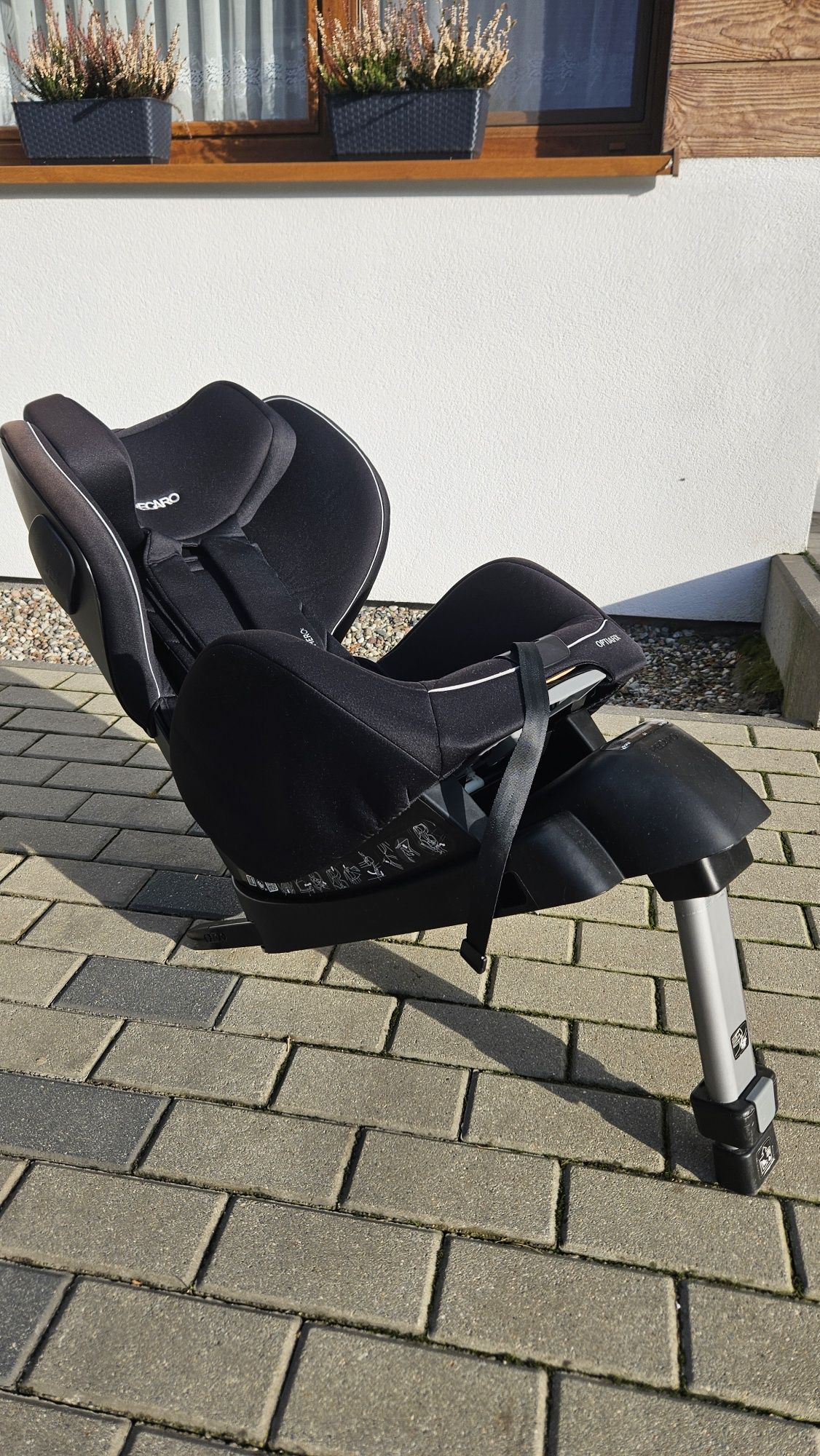 Fotelik Recaro Optiafix Hero