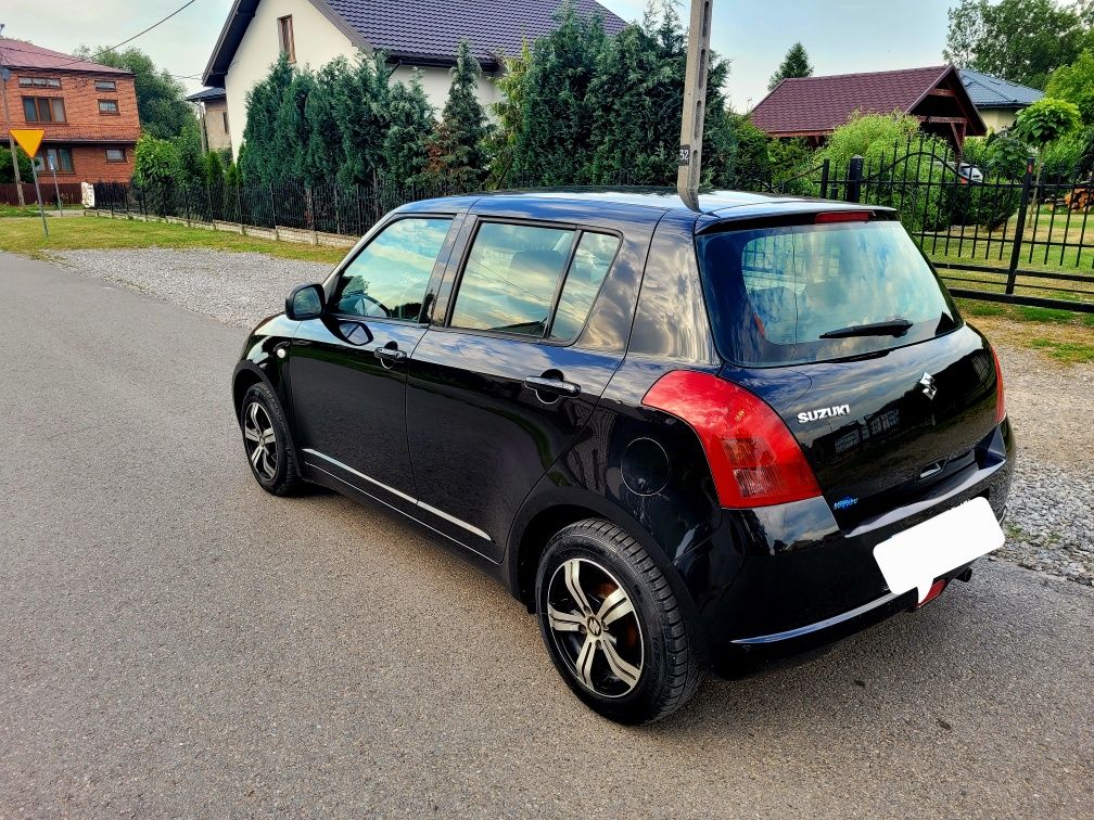 Suzuki Swift 1.3 B