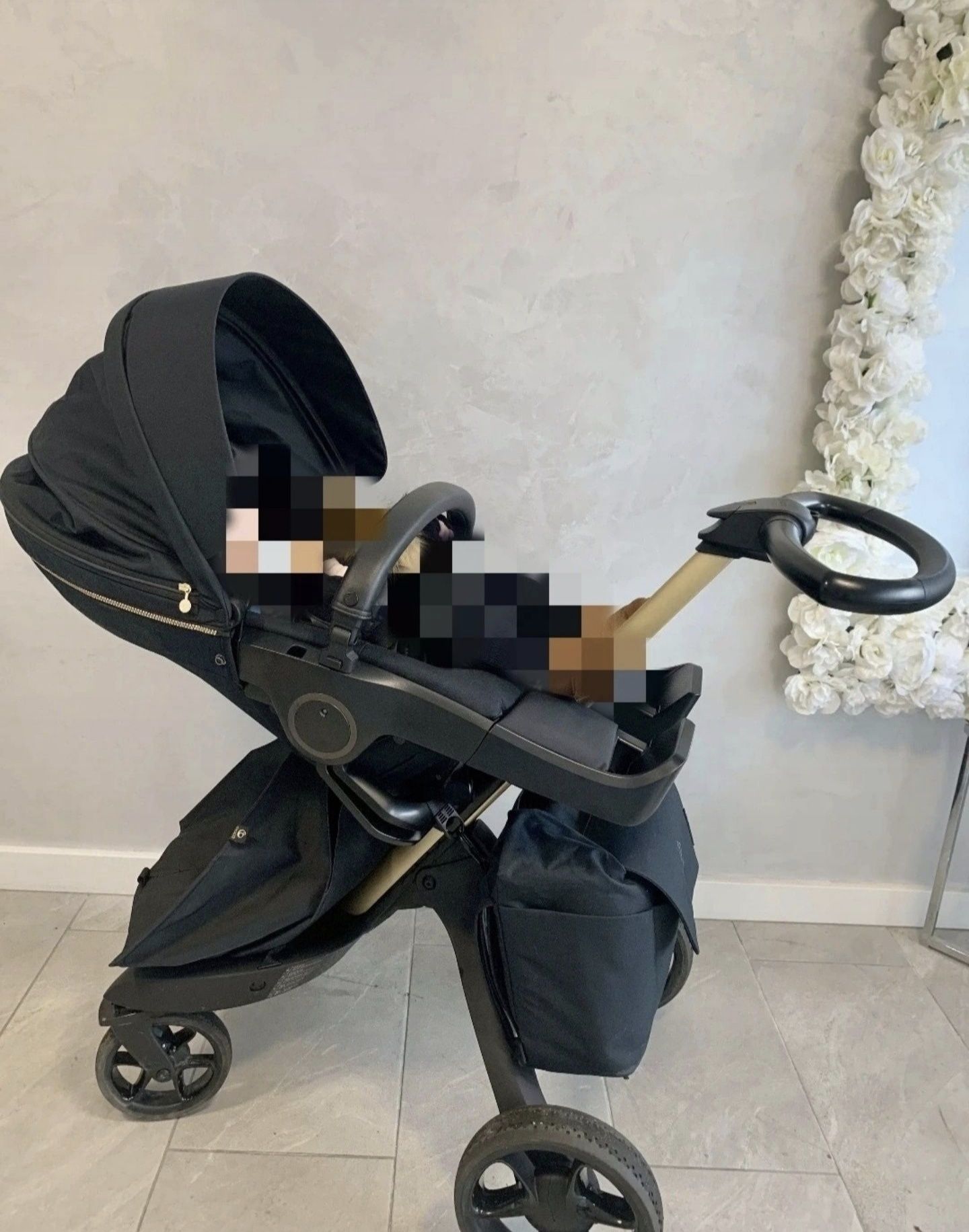 Sprzedanm wózek stokke v6