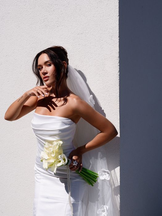 Весільне атласне плаття Milla Nova