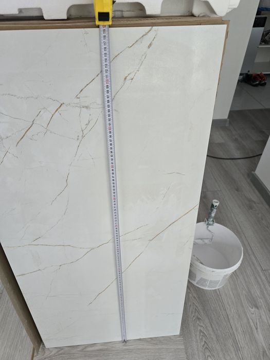 Gres szkliwiony hiszpański Emigres PERAL WHITE lappato 59,6x119,5 gat.