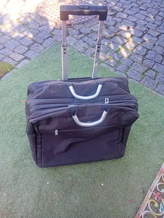Mala de viagem pequena
