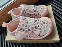 Buty do wody dziewczęce różowe r. 25