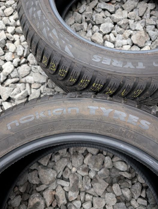 Комплект різношироких зимових шин Nokian 235/55 255/50 R19 Snow proof
