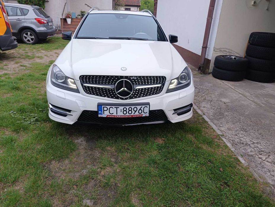 Grill Atrapa Przód Osłona chłodnicy Mercedes W204 Diamond Chrom Tuning