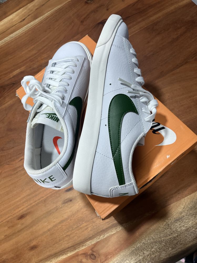 Tenis Nike novos