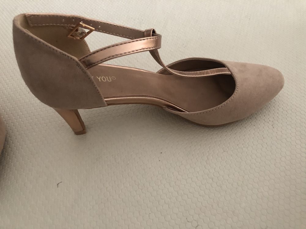 Sapatos rosa nude 40