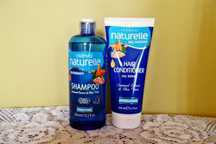 Szampon + odżywka Naturelle Farmasi.