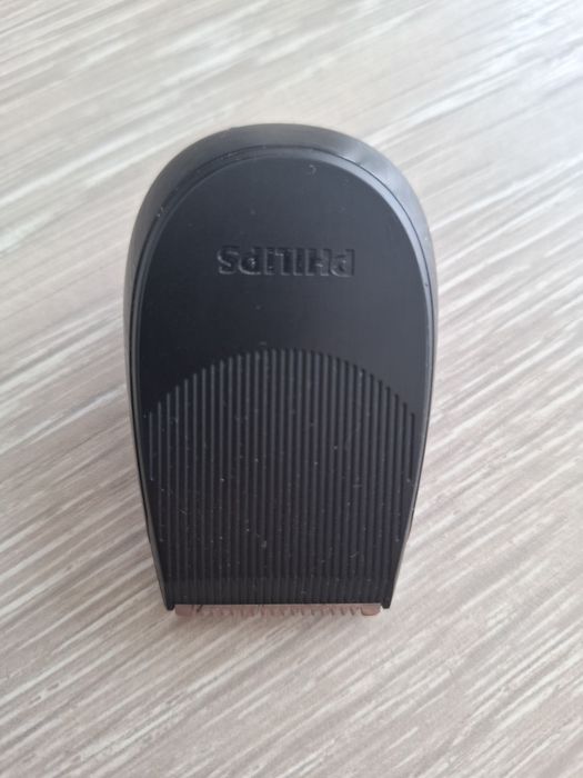 Maszynka do golenia elektryczna Philips AquaTouch, bezprzewodowa