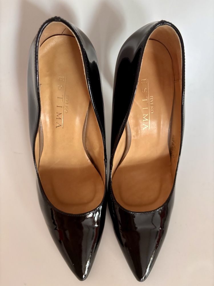 Czarne lakierowane szpilki 38 wys.9cm