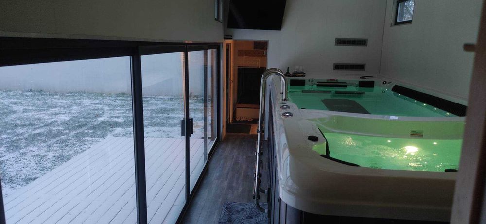 PoolBox Całoroczne Basen lodowy Bieżnia Przeciwprąd Sauna Jacuzzi