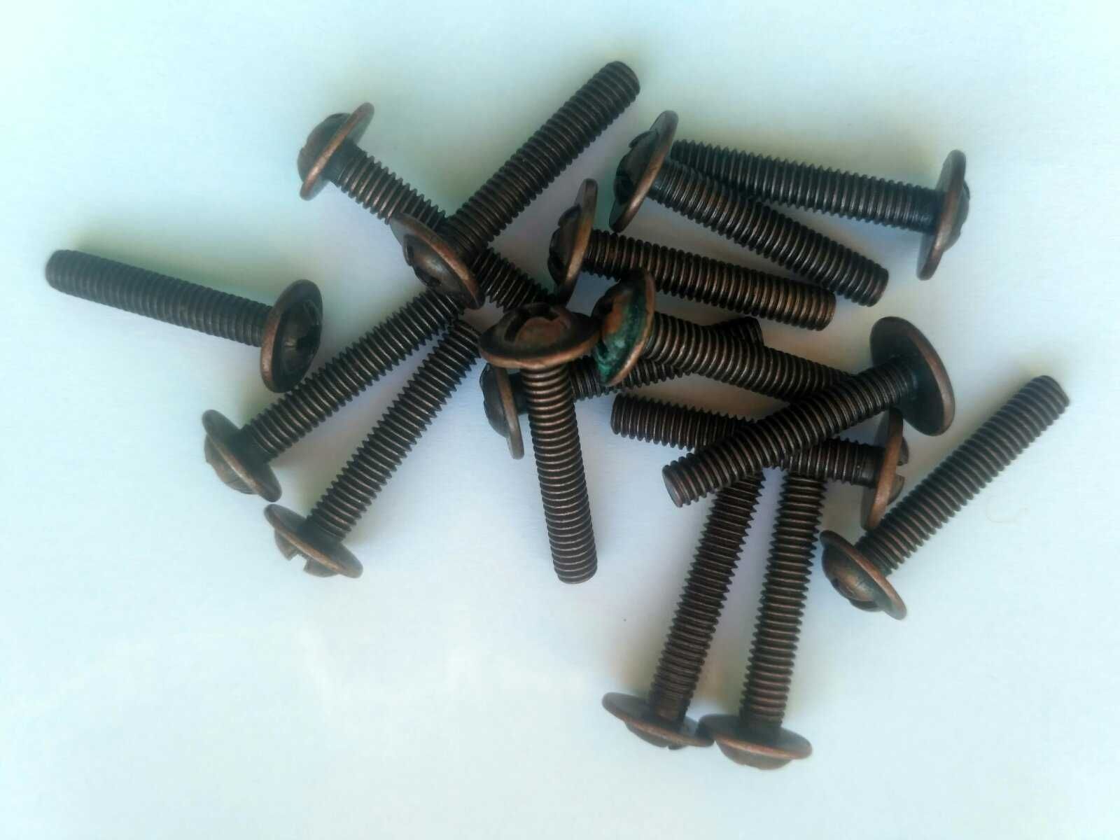 гвинти болти     м4