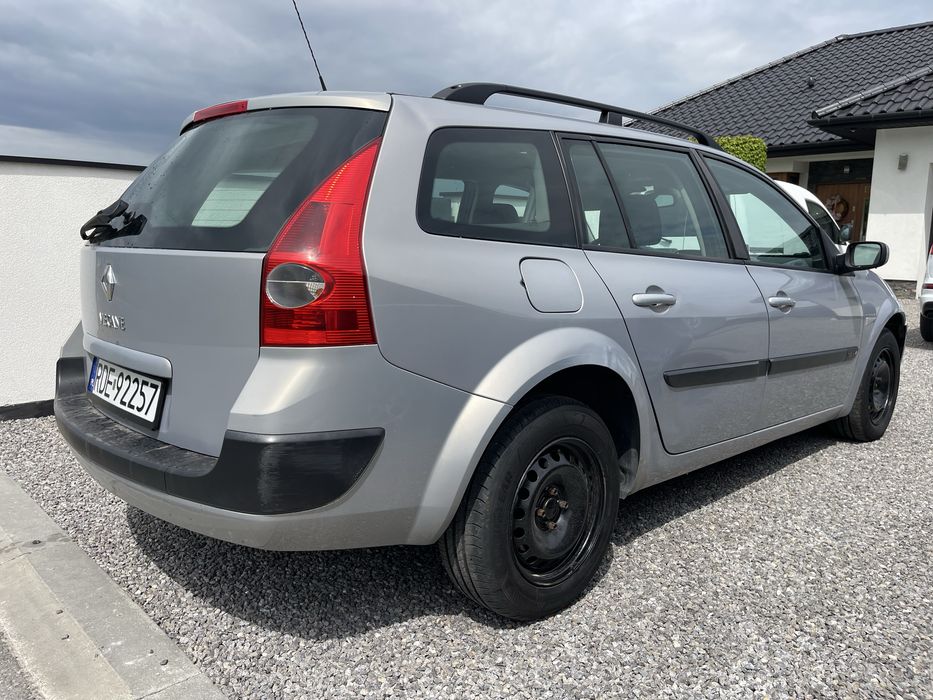 Renault Megane 1,6 benzyna 2003 rok.