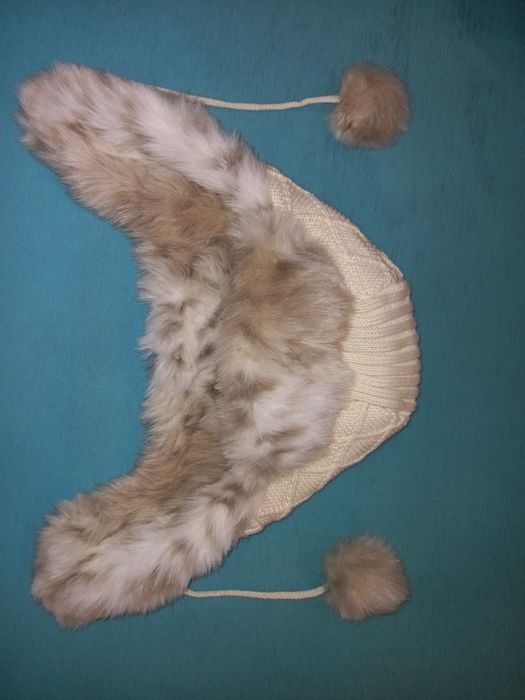 Жіноча зимова шапка ушанка