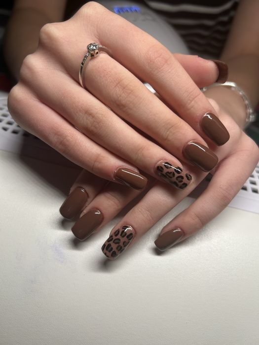 Manicure hybrydowy