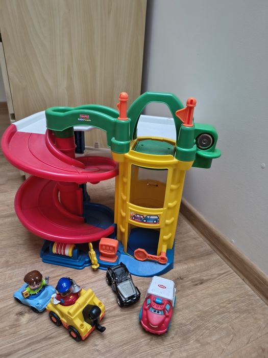 Zjeżdżalnia dla samochodów