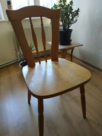 Krzesła drewniane,stare,PRL sprzedam