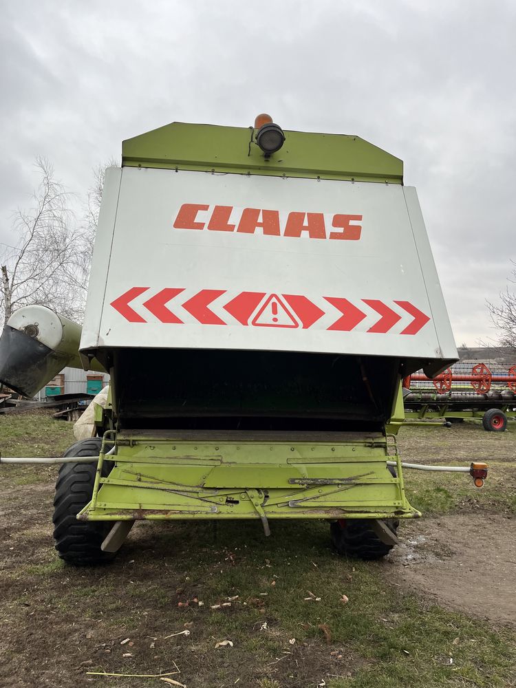 Комбаїн CLAAS 208