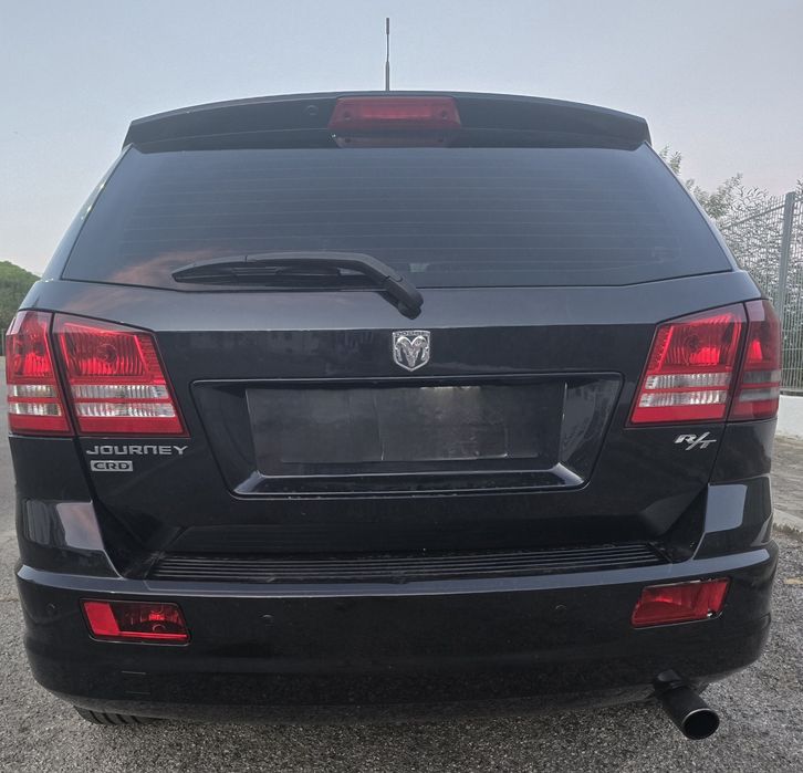 Dodge Journey 130 000km - Motor VW 2.0