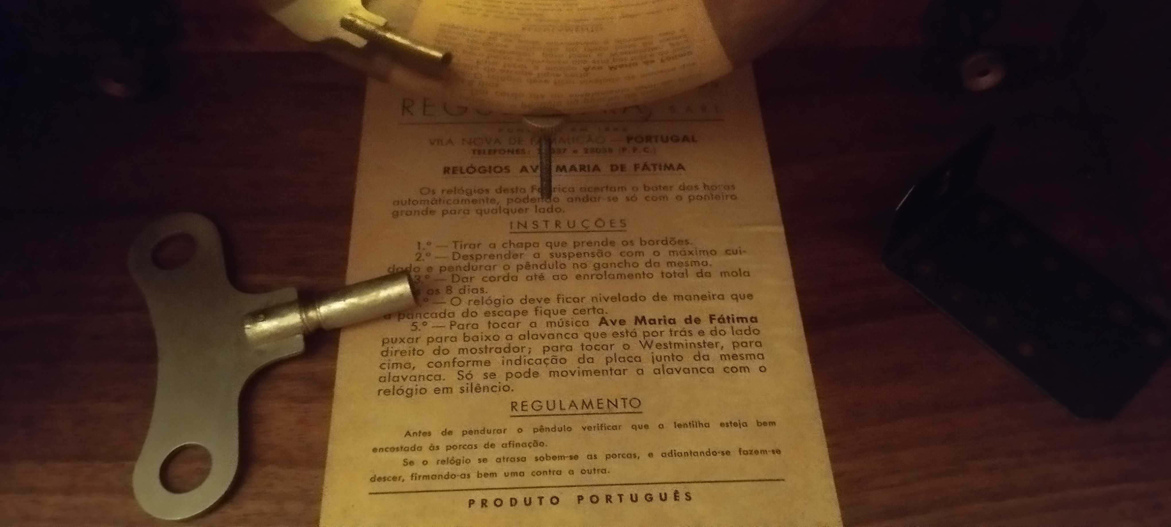 Relógio de parede antigo