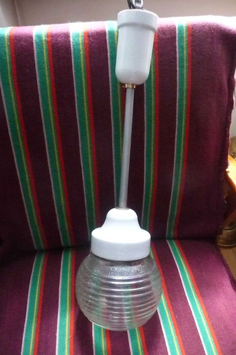 Lampa sufitowa, szklany klosz, antyk PRL