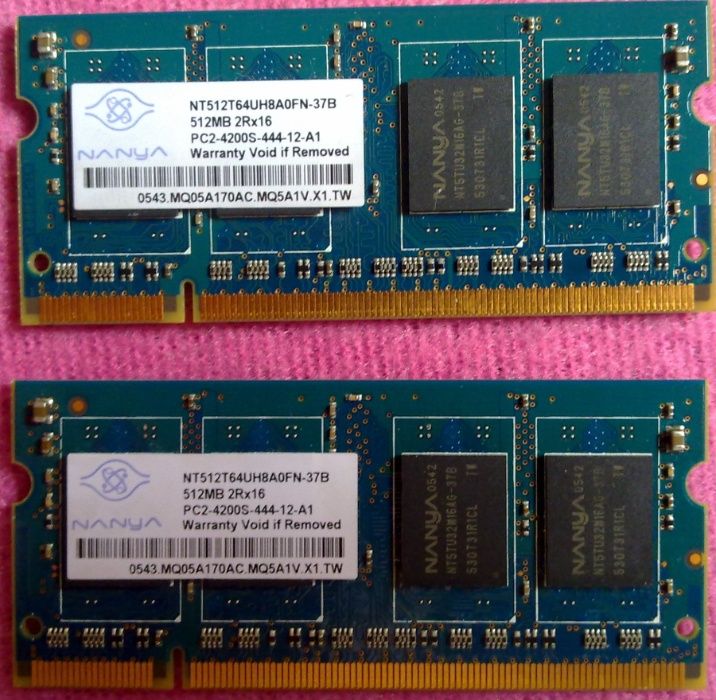 2 Placas de Memória - 512 MB