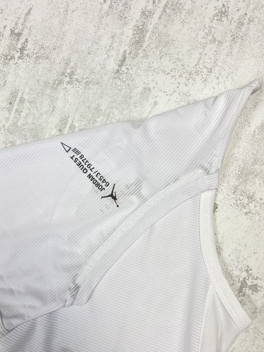 Jordan Quest Sleeveless: Технологічна Майка, Легка, Дихаюча, Біла