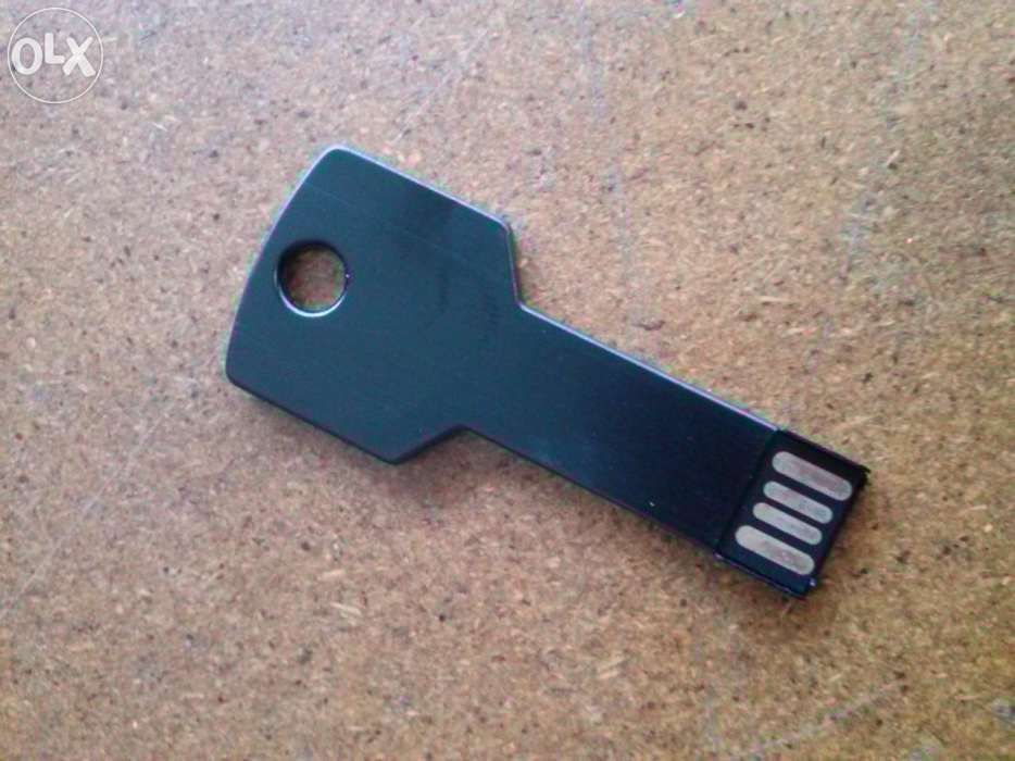 Pen usb com 64 gb