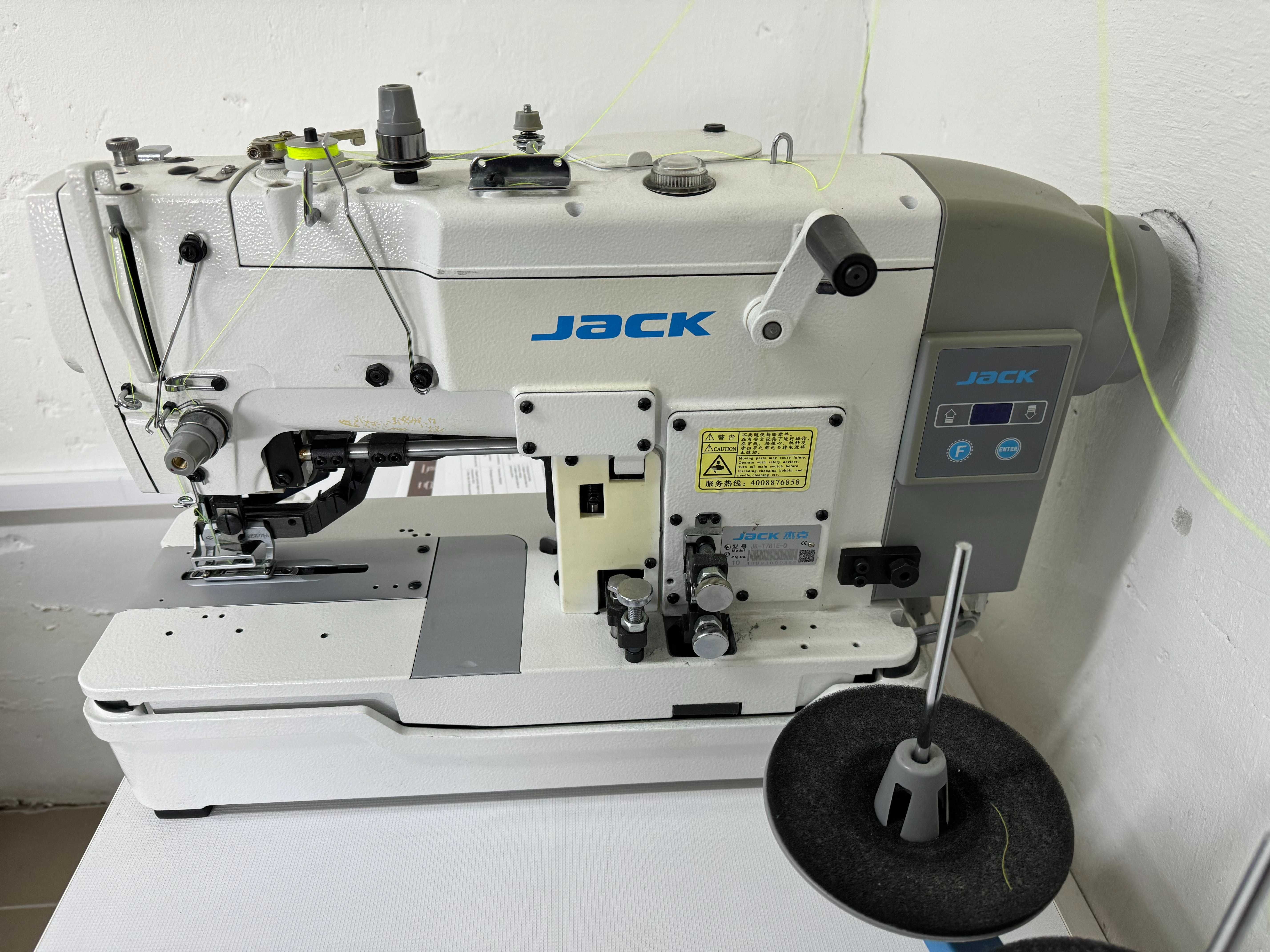 Dziurkarka Jack JK-T781E-0