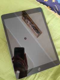 Продам Apple IPad 7