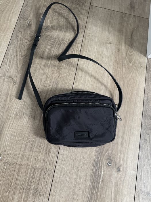 Torebka czarna Pull & Bear