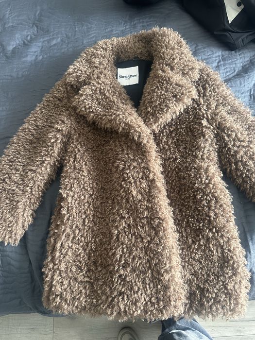 Жіноча шубка баранчик