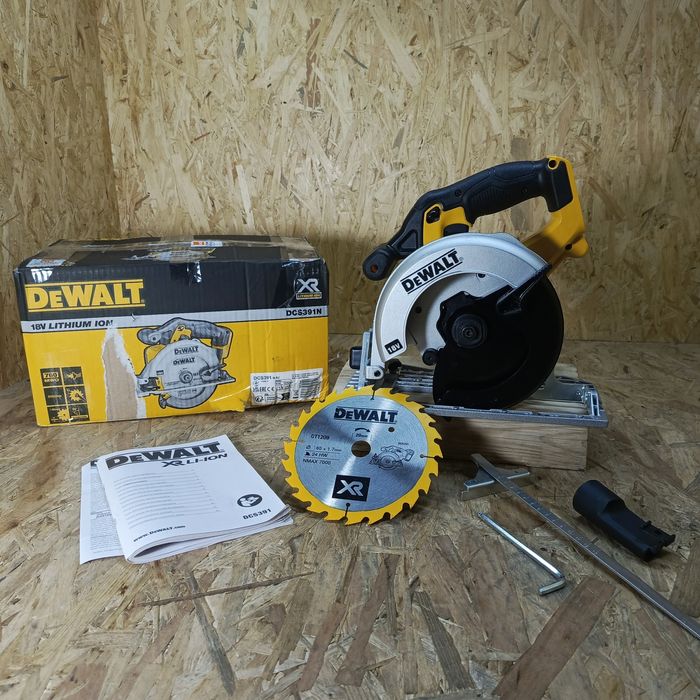 Pilarka tarczowa  265 mm DeWalt 18V DCS391