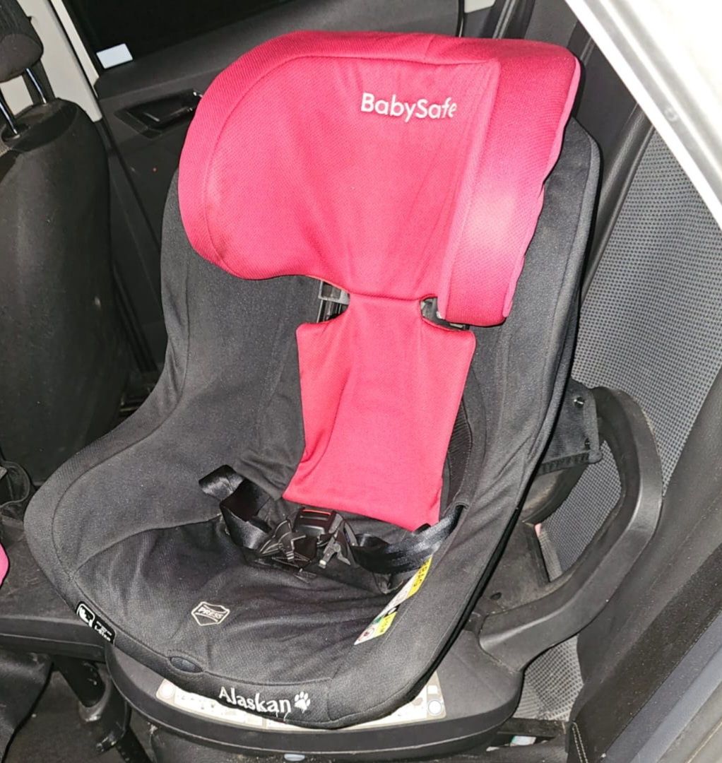 Fotelik samochodowy obrotowy z isofix