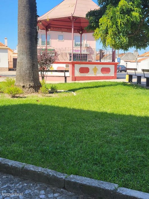 Terreno Rústico - viabilidade construção - Centro Santo António da Cha