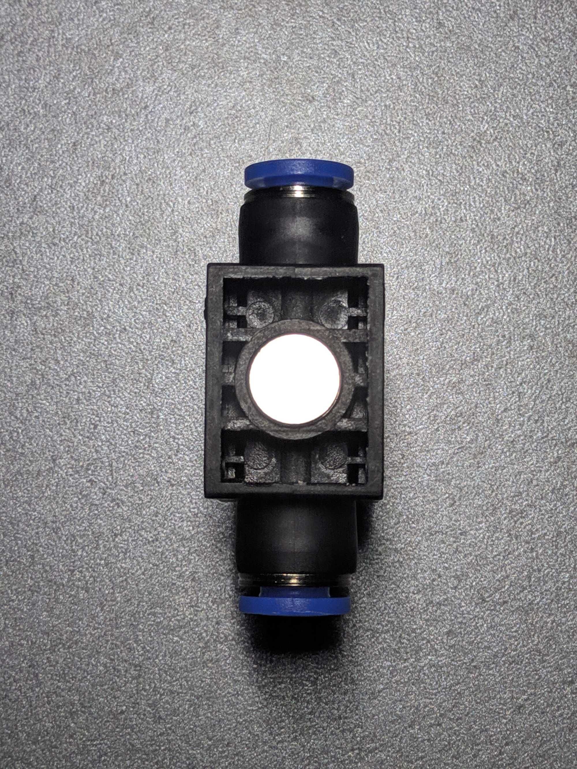 Клапан пневматический воздушный HVFF-06 (6 мм. х 6 мм.)
