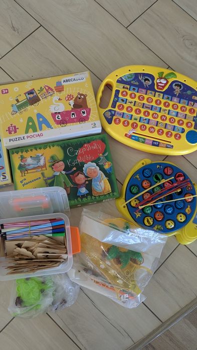 Zestaw gier i puzzli edukacyjne