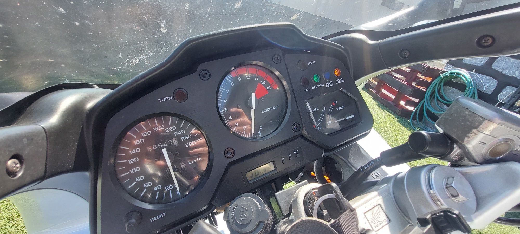Honda VFR 750F RC36