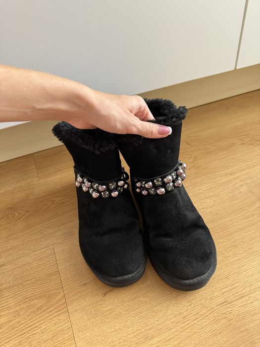 Зимові чорні уги