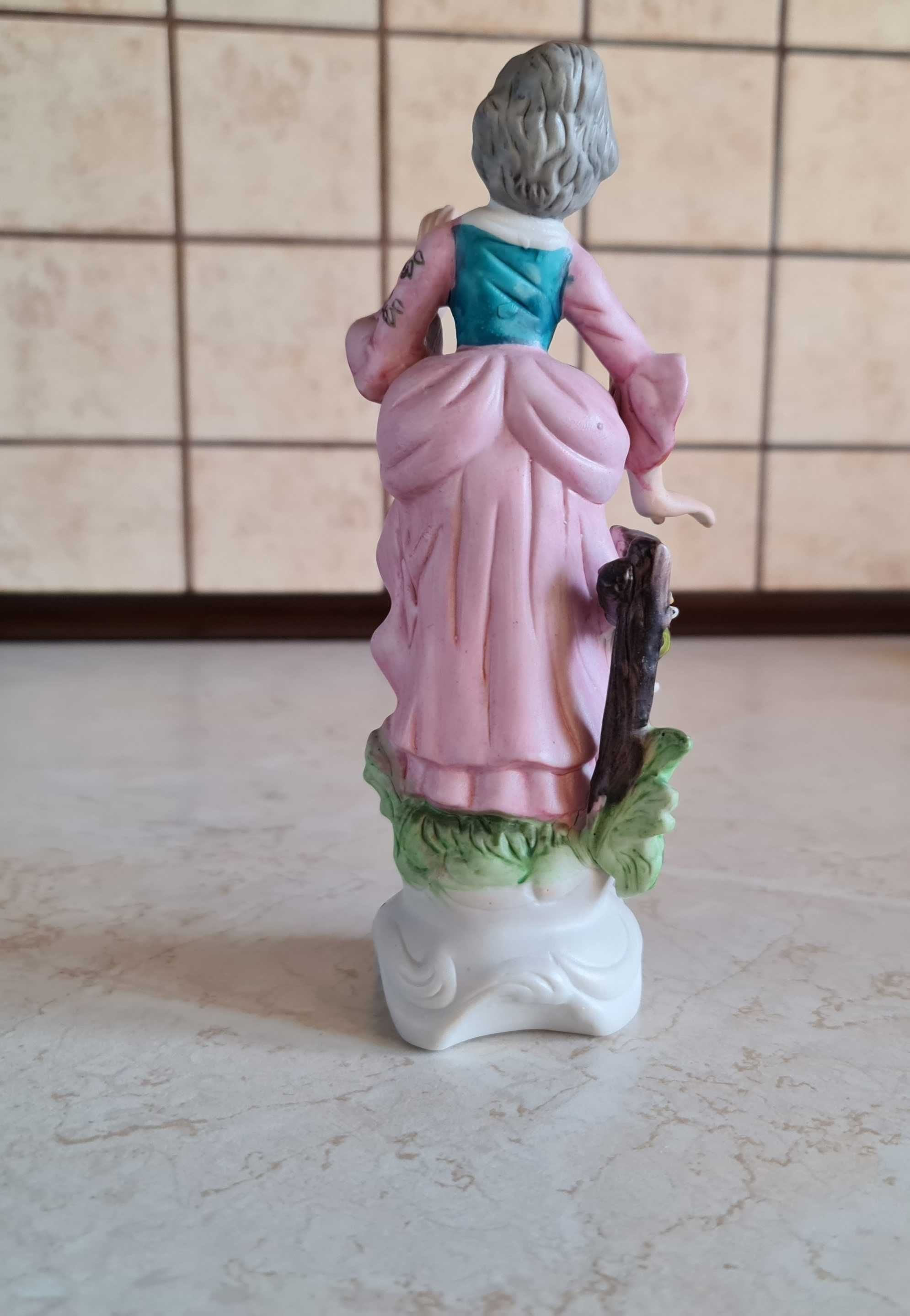 Porcelanowa figurka - PRL.