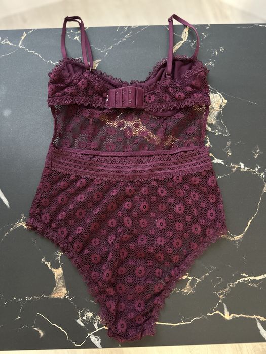 Мереживий боді Victoria’s Secret