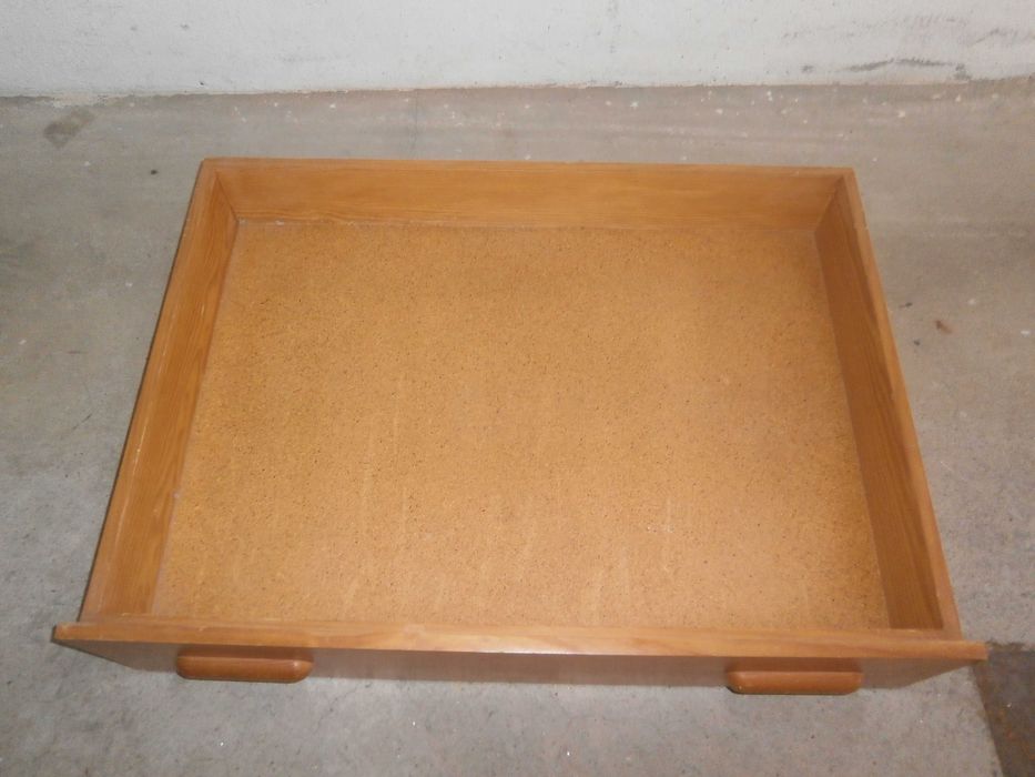 Gavetão com rodas cor faia