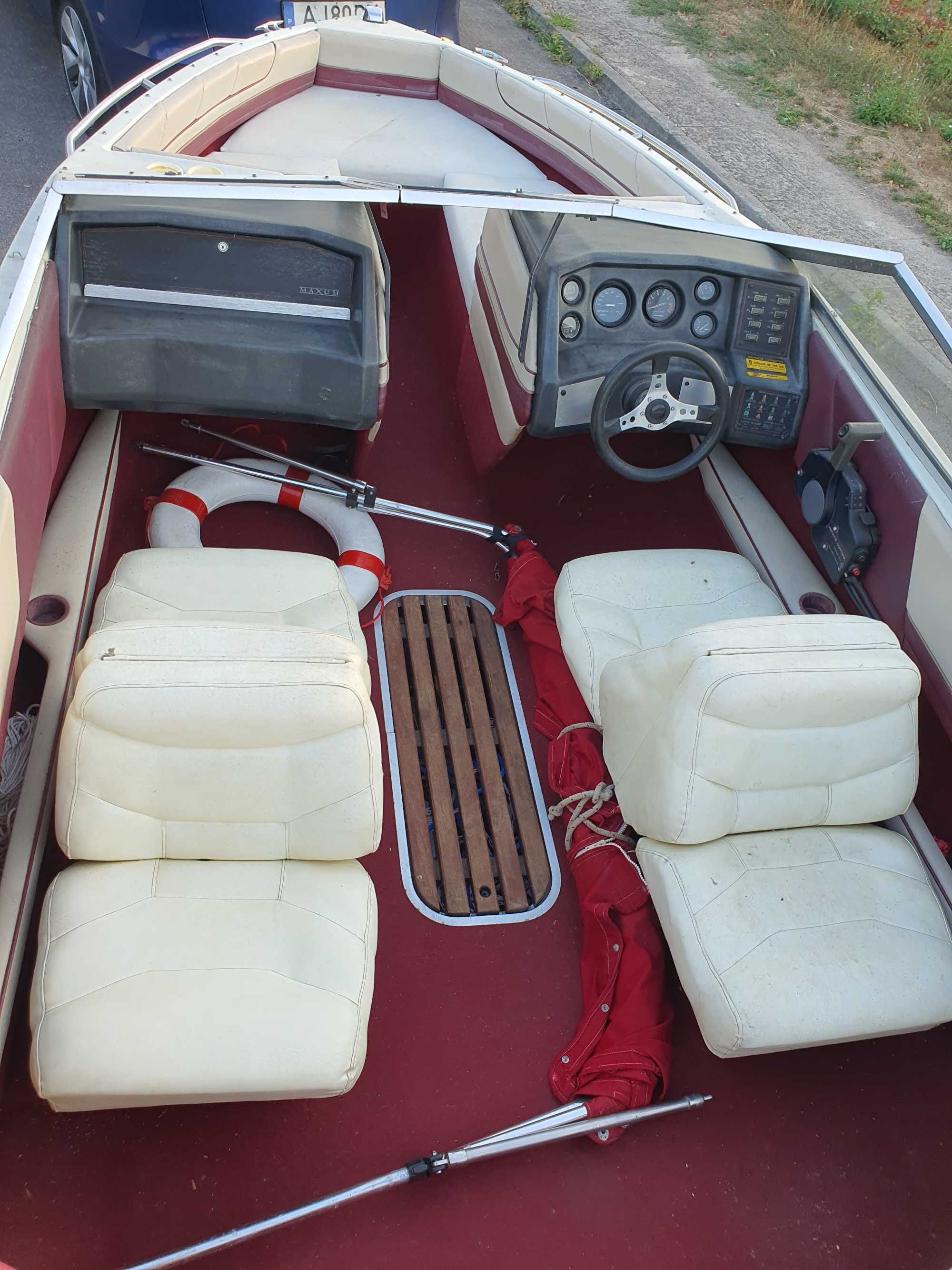 Lancha Maxum 1800 com Motor Honda Four 90cv