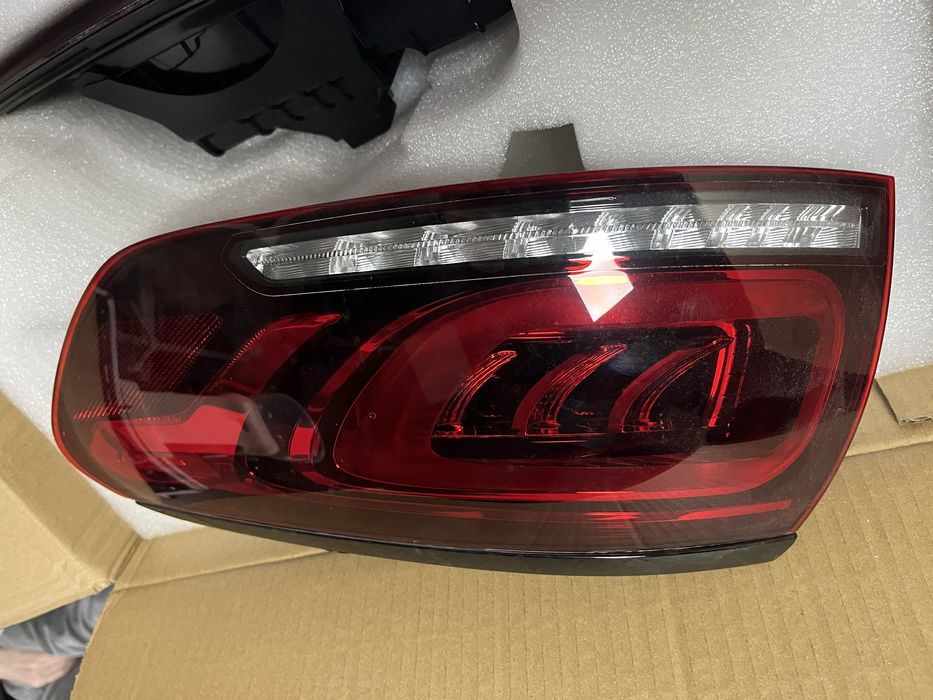 Задні фонарі комплект (L+R зовн+внутр) Mercedes GLS X167 20-23 Америка